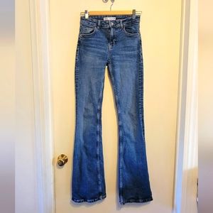 Zara Medium Wash Fit & Flare Jeans